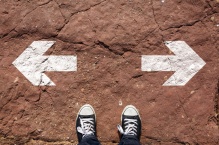 Feet next to left and right arrows. 