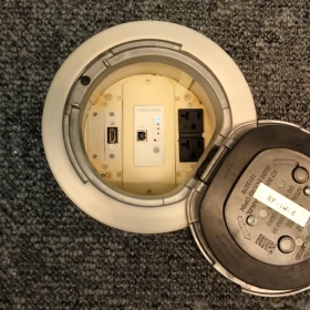 Zoom image: Floorbox for wired connections. 