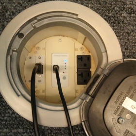 Zoom image: Floorplate for wired connections. 