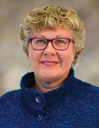 Headshot of Heidi Julien.