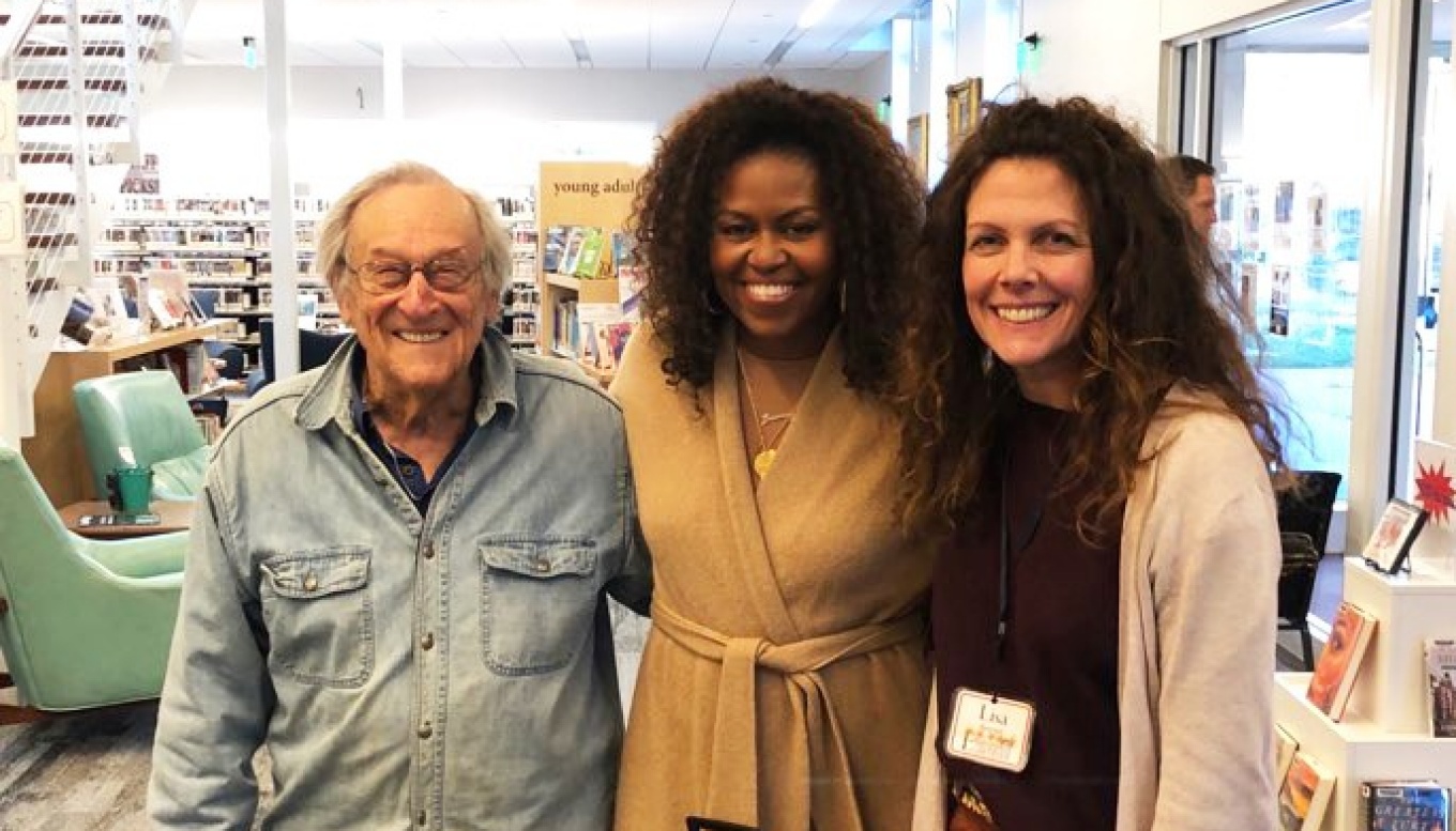Michelle Obama with Herb Foster, left, and Edgartown Public Library director Lisa Sherman. Courtesy Edgartown library. 