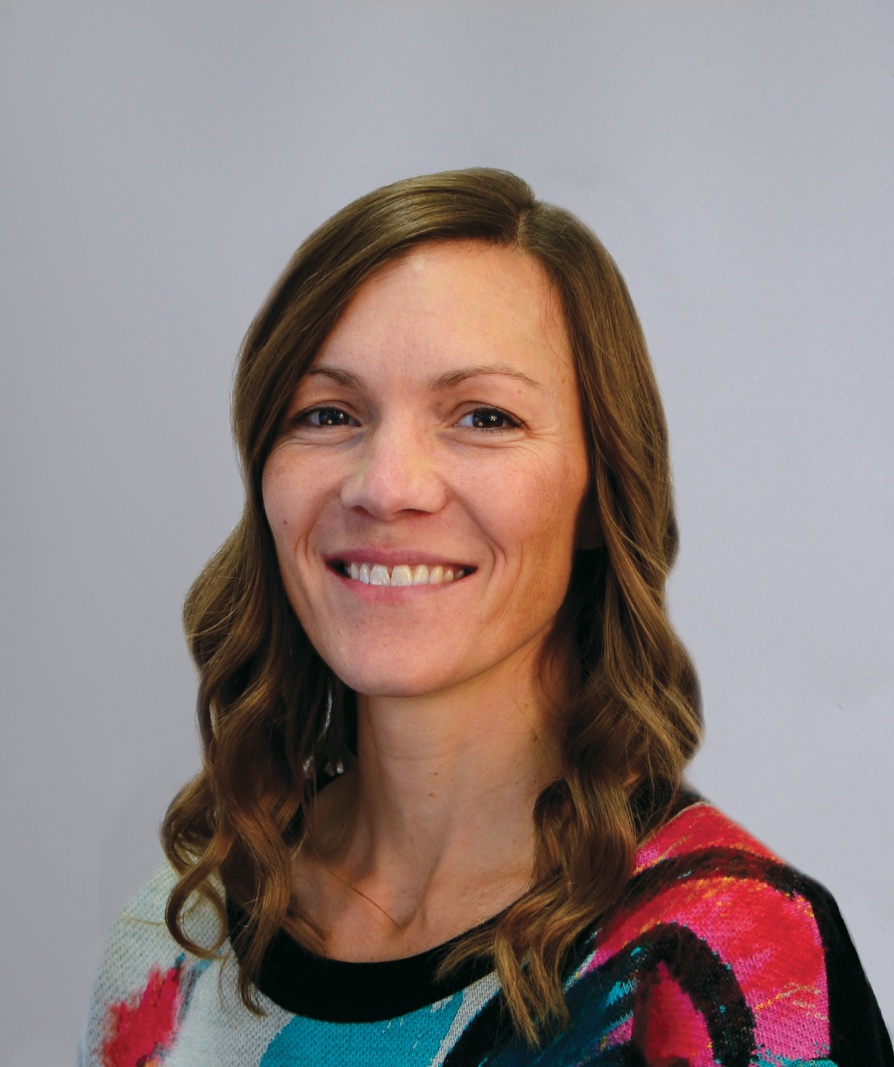 Alexandra Schindel. 