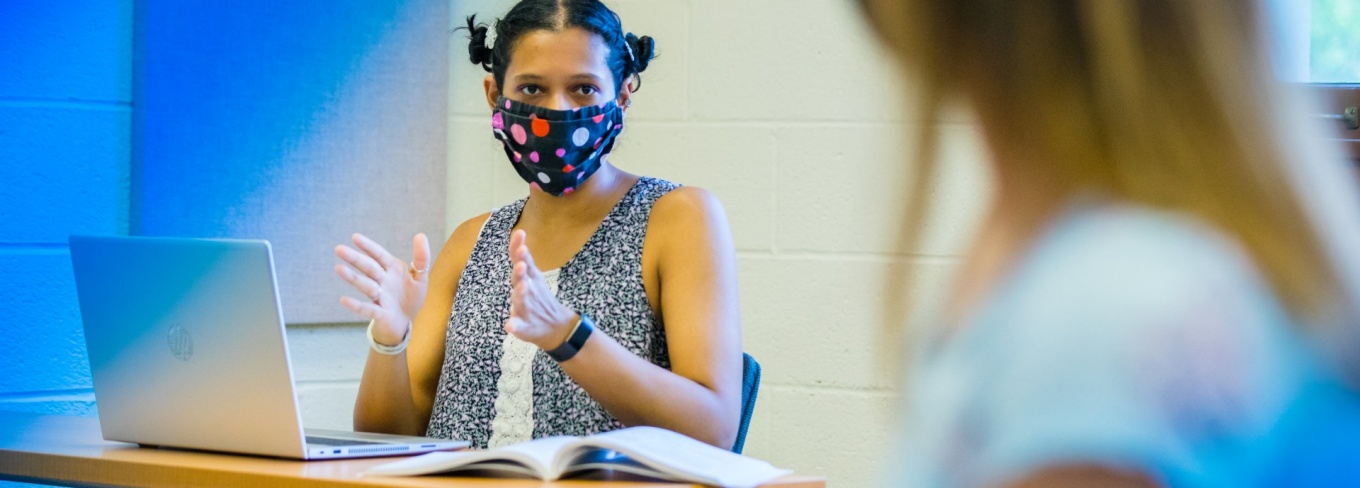 Nursing student in classroom. 