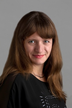 Portrait of University at Buffalo computational chemist Eva Zurek, an expert on superconductors and high-pressure chemistry. 