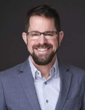 Timothy Hellwig head shot. 