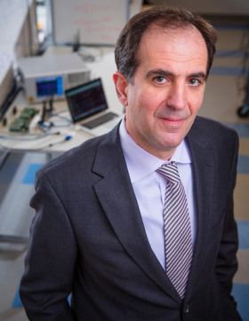 Zoom image: Dimitris Pados