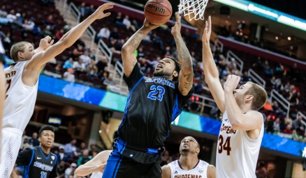 Justin Moss making a shot. 