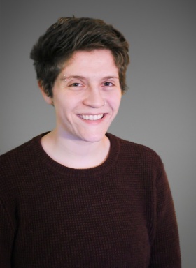 Head shot of Izzy Starr. 