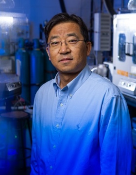 Gang Wu portrait. 