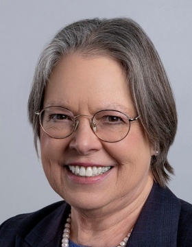 Annette Wysocki head shot. 