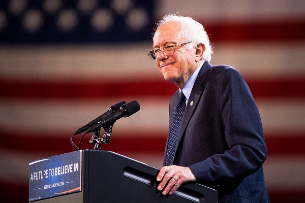 Zoom image: Bernie Sanders spoke at UB at the invitation of the undergraduate Student Association. Photo: Chad Cooper 