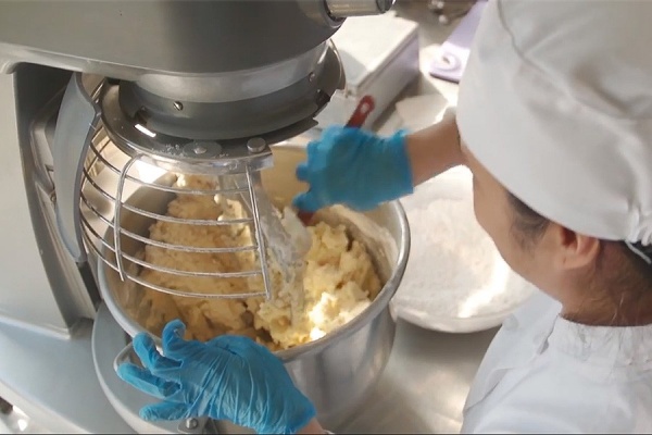 Zoom image: The cookies are made with a basic &ldquo;1-2-3 cookie dough&rdquo; of soft butter, room-temperature eggs and flour. 