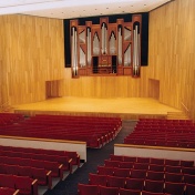 photo of organist Nathan Laube. 