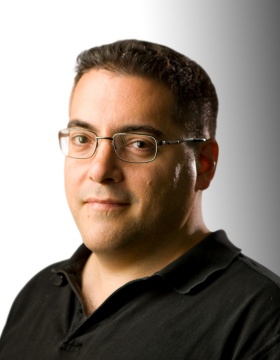 headshot of Victor Albert. 
