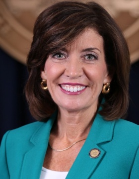 headshot of Kathy Hochul. 