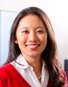 headshot of Lora Park. 