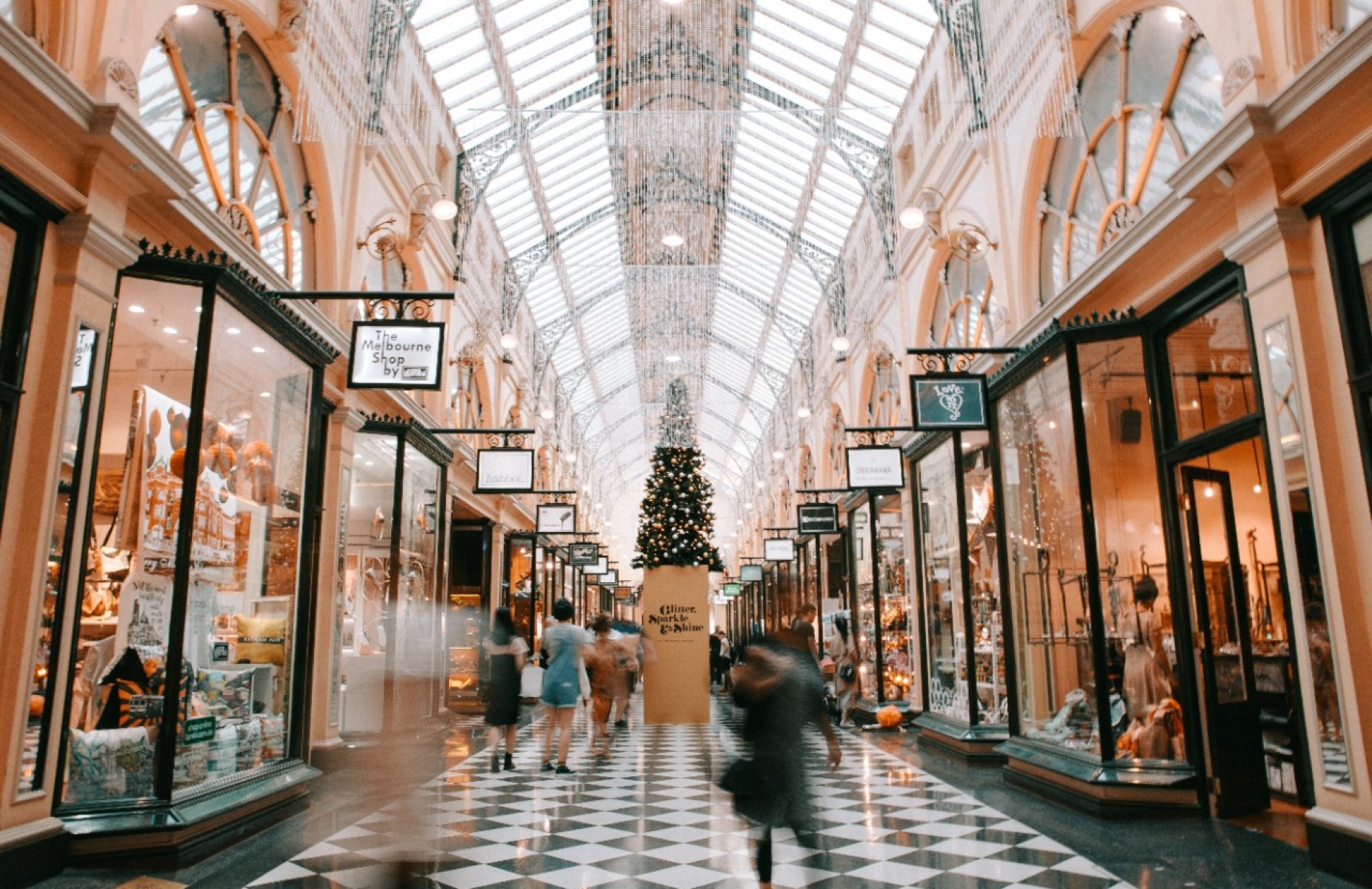 Inside a shopping mall at christmas time. 