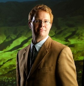headshot of Chris Renschler. 