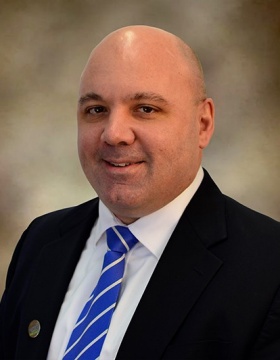 Portrait of Graduate School of Education professor Nathan Daun-Barnett. 