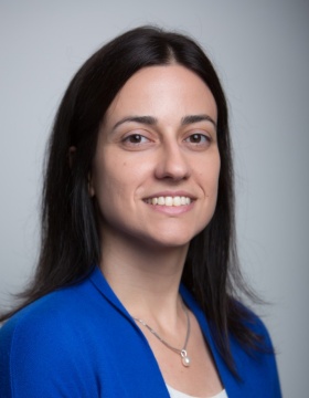 headshot of Lora Cavuoto. 