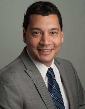 headshot of Chris Austin. 