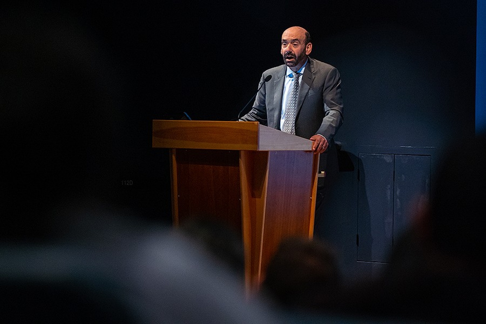 Dr. Richard Arum delivers the inaugeral lecture in the Johnstone Distinguished Lecture Series in Comparative Education Policy. 