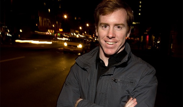 Zoom image: Eric Huebner 