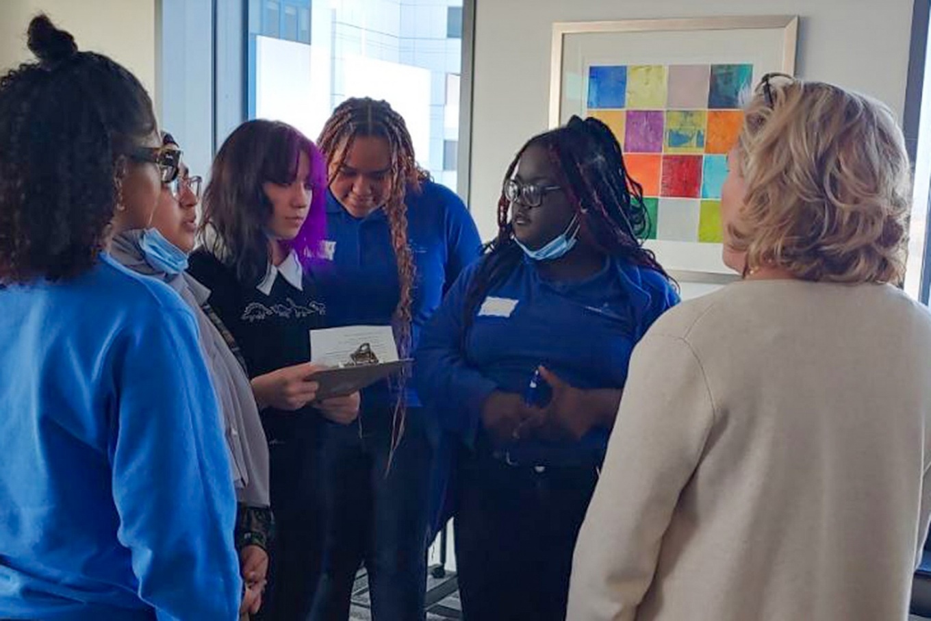 A group of students from Buffalo Health Sciences Charter School visited the Clinical and Translational Research Center (CTRC) on the Buffalo Niagara Medical Campus. 