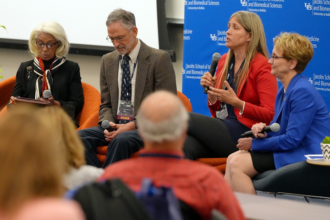Food as Medicine panelists. 