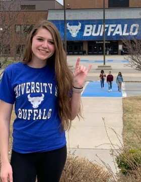 Alexandra Rothenburgh. 