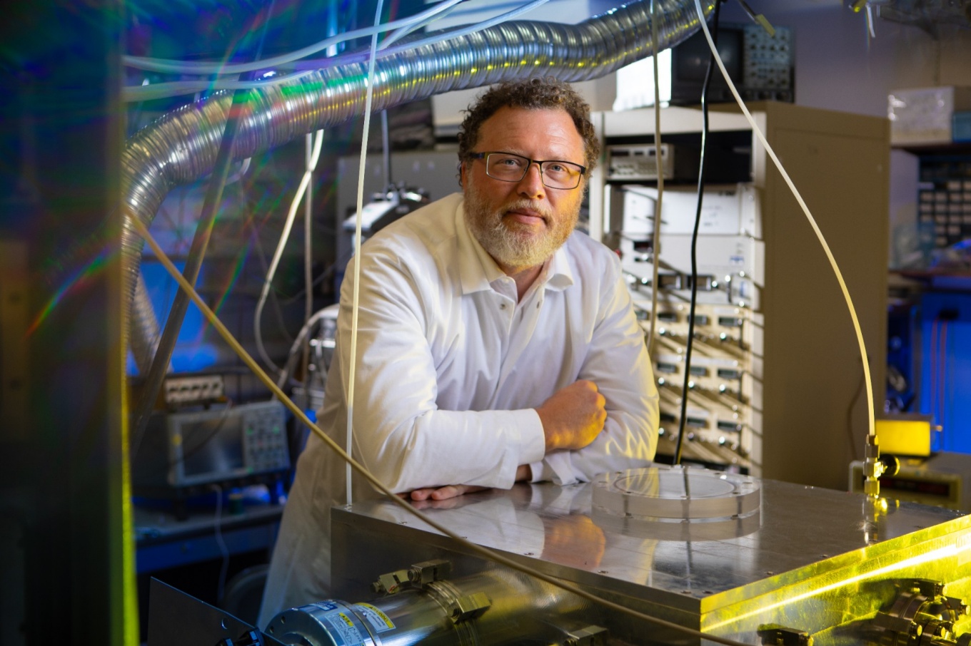 Steven Ray in the lab.